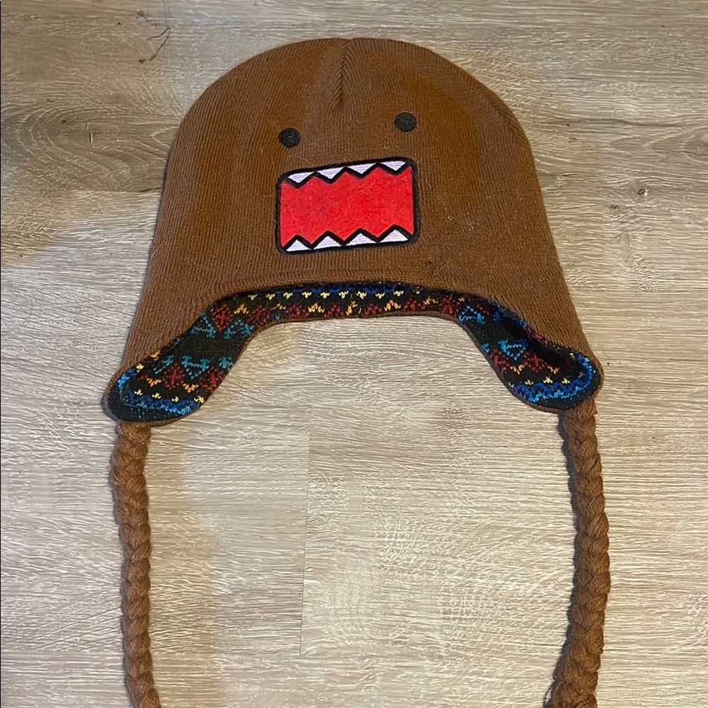 RARE Domo kun knit reversible tassel beanie 2015 y2k 7eleven
